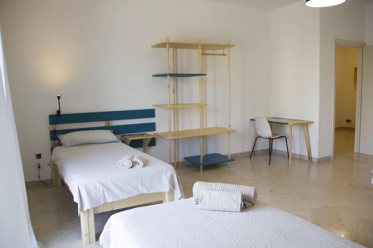 Oberdan Guest House Bari Italia
